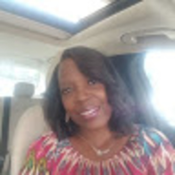 Meet your Posher, Tynetta 'ty' - Picture 1 of 1